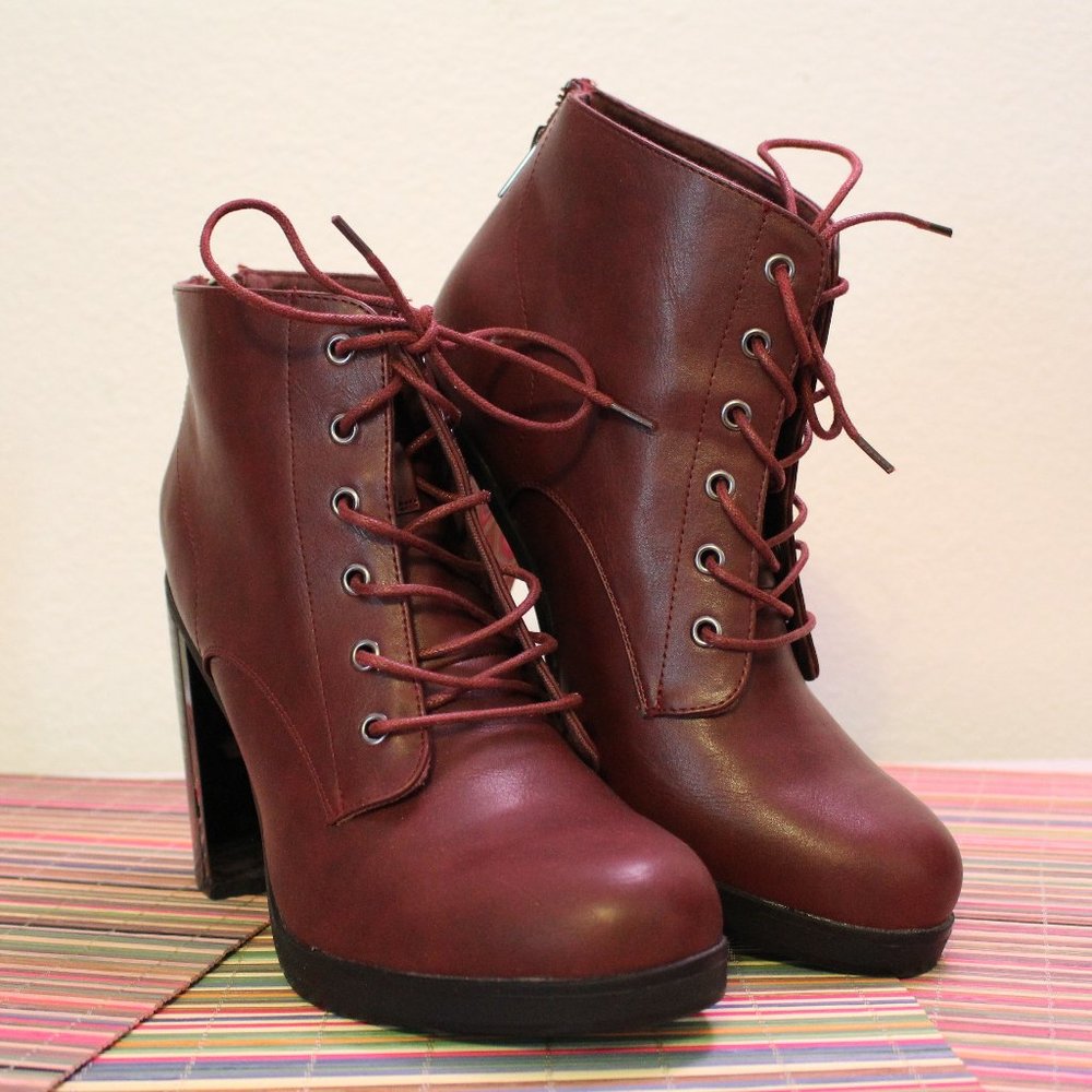 Torrid Red Boot, 11W